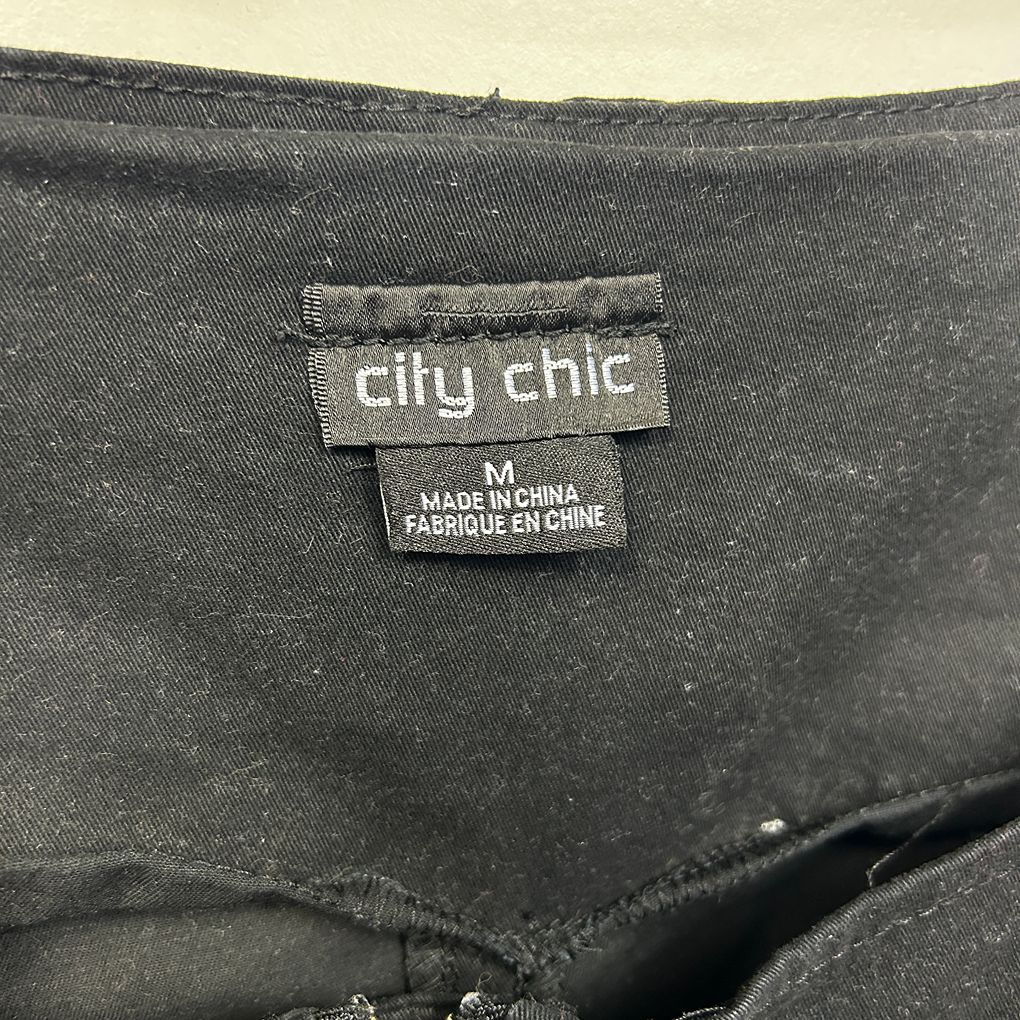 City Chic Black Plus Size Cotton Belted Zip Dress - Size M/18 (Note condition)