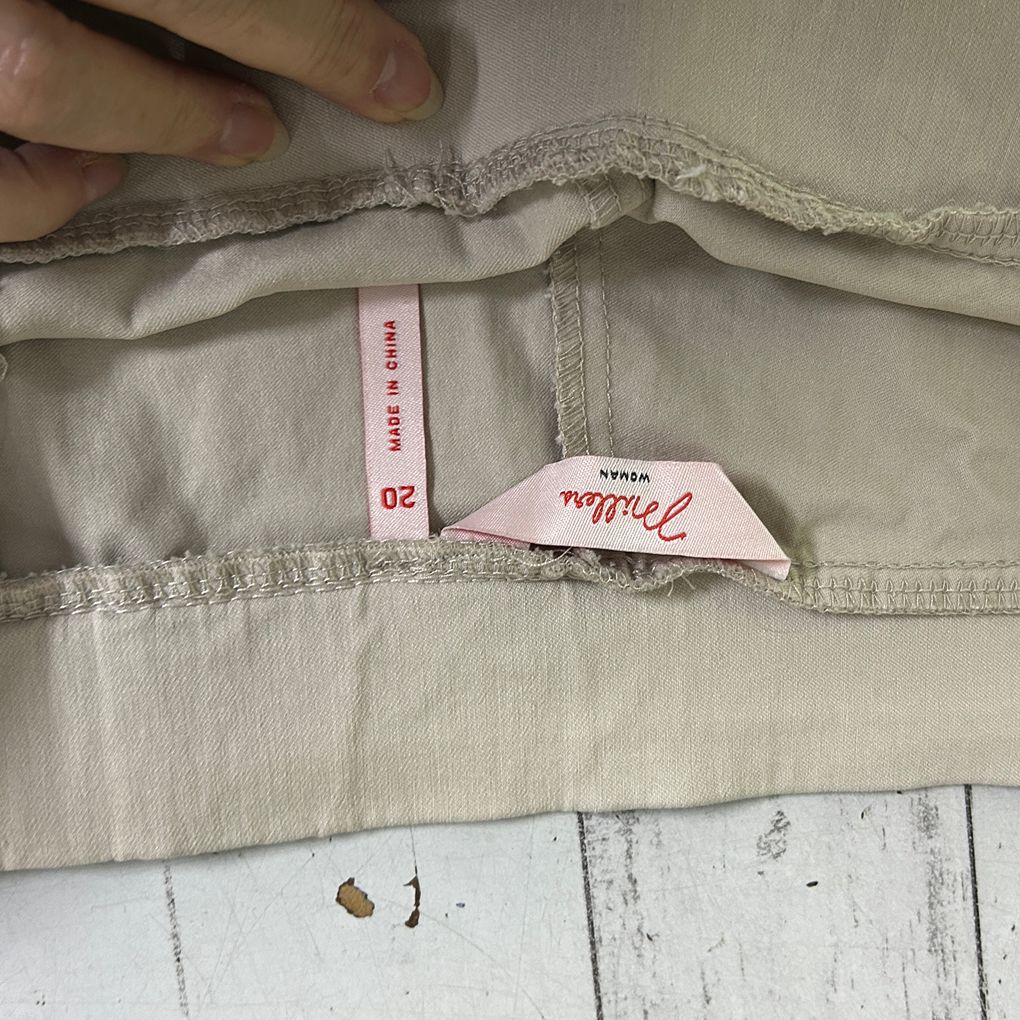 Millers Beige Plus Size Shorts - Size 20