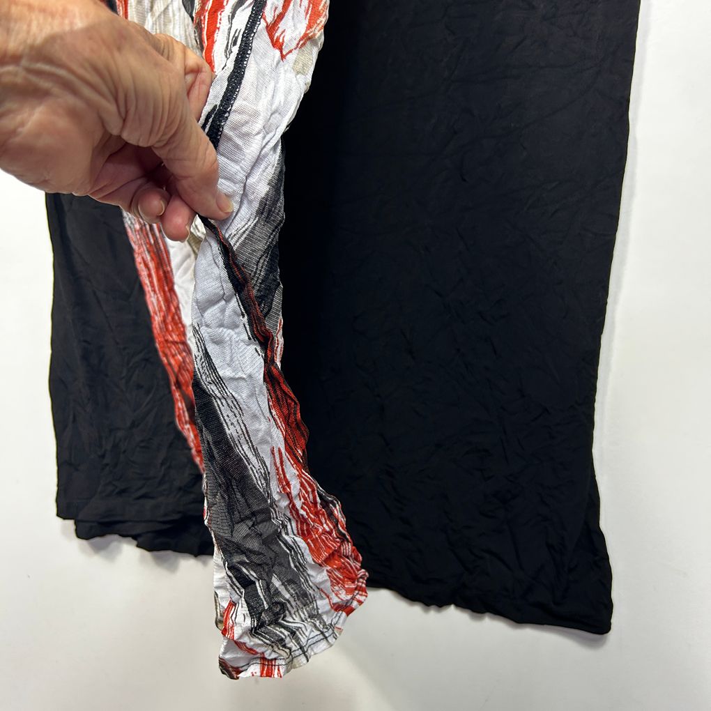 Taking Shape Black Print Dress - Size 18/M