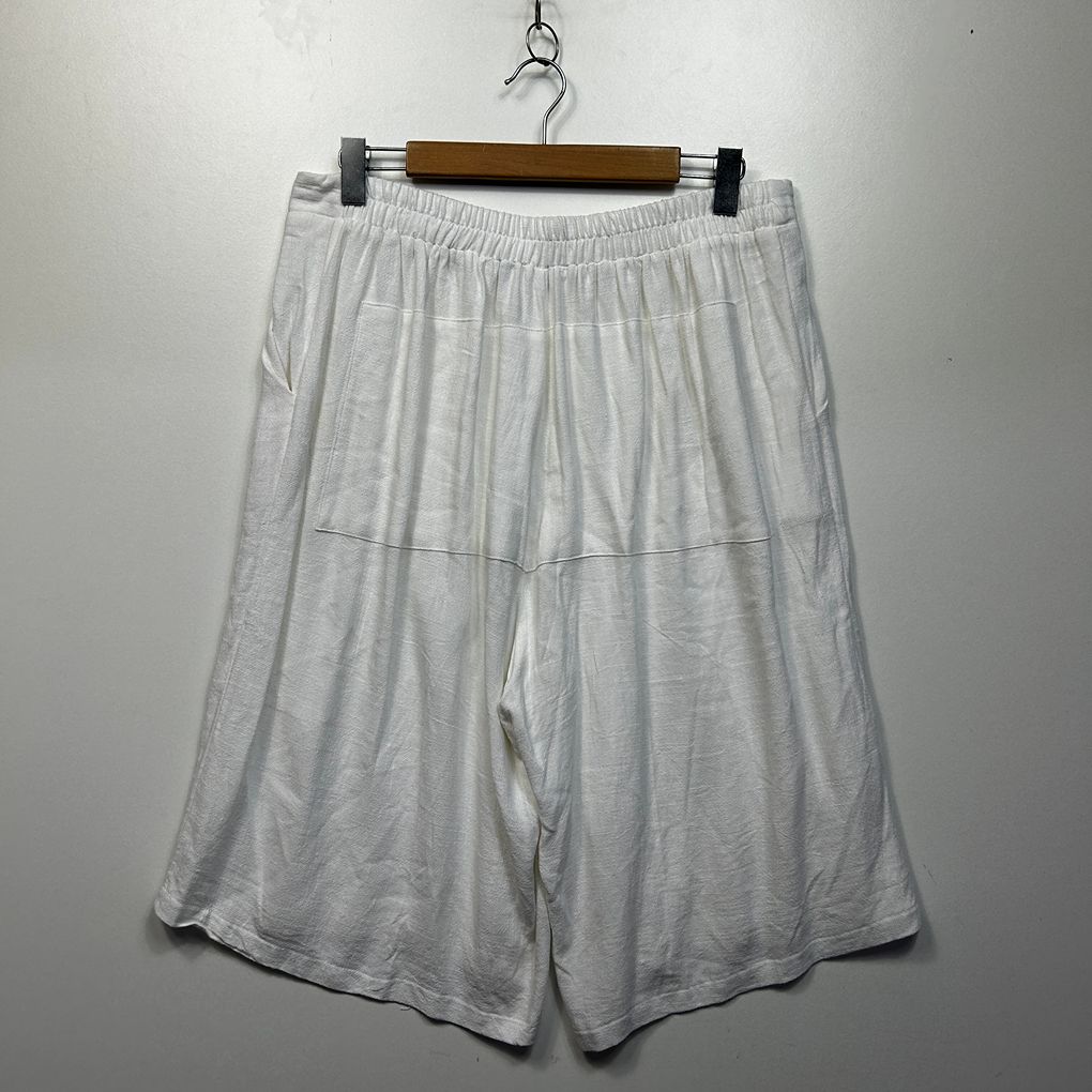 Willow Tree White Linen Cropped Shorts - Size 16