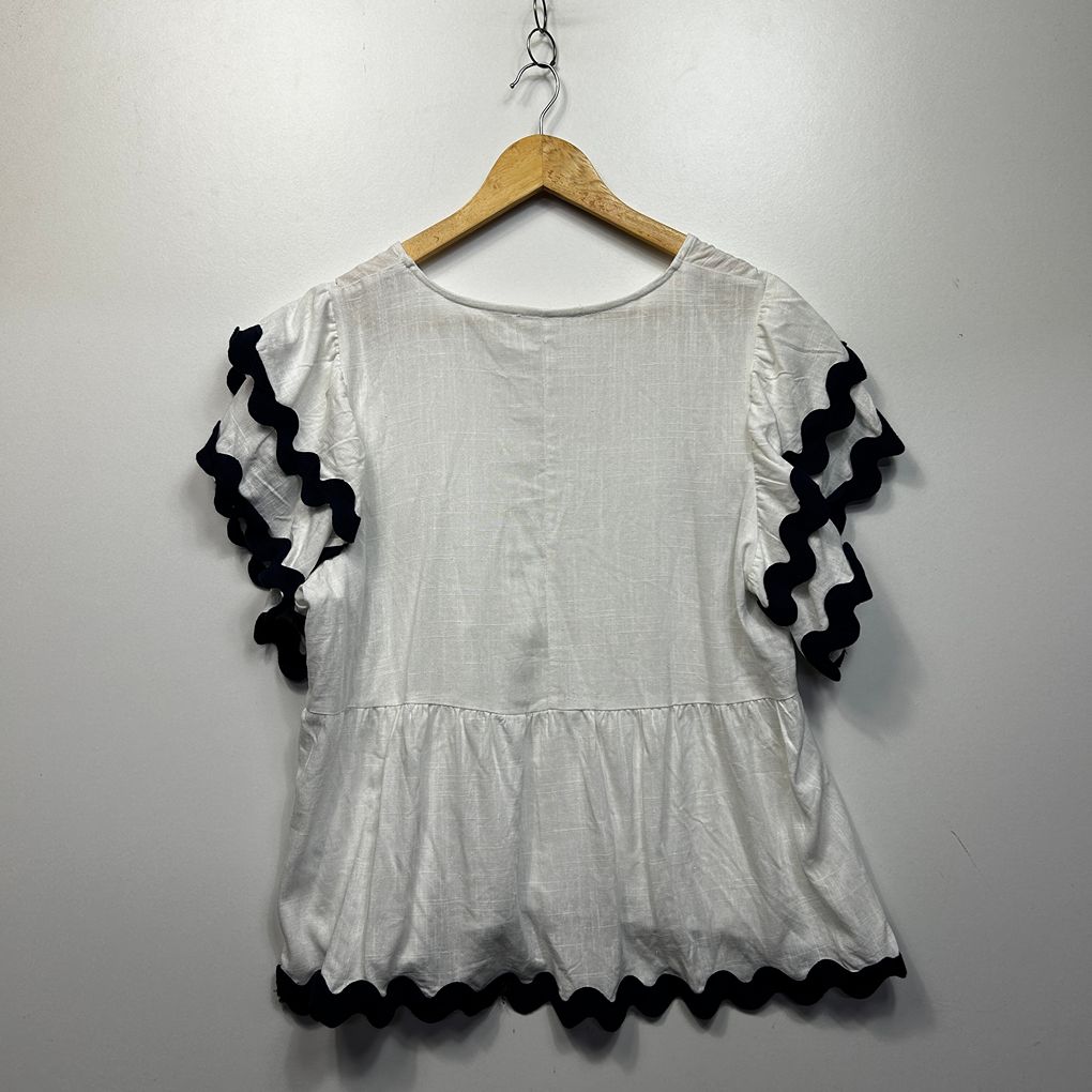 Abel The Label White Linen Top - Size XL
