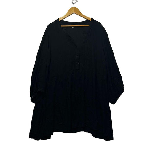 Autograph Black Top - Size 24