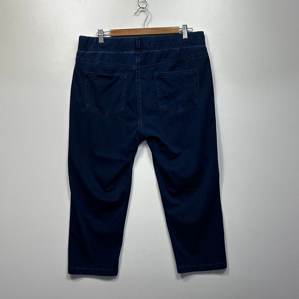 Suzanne Grae Blue Denim Cropped Jeans - Size XL