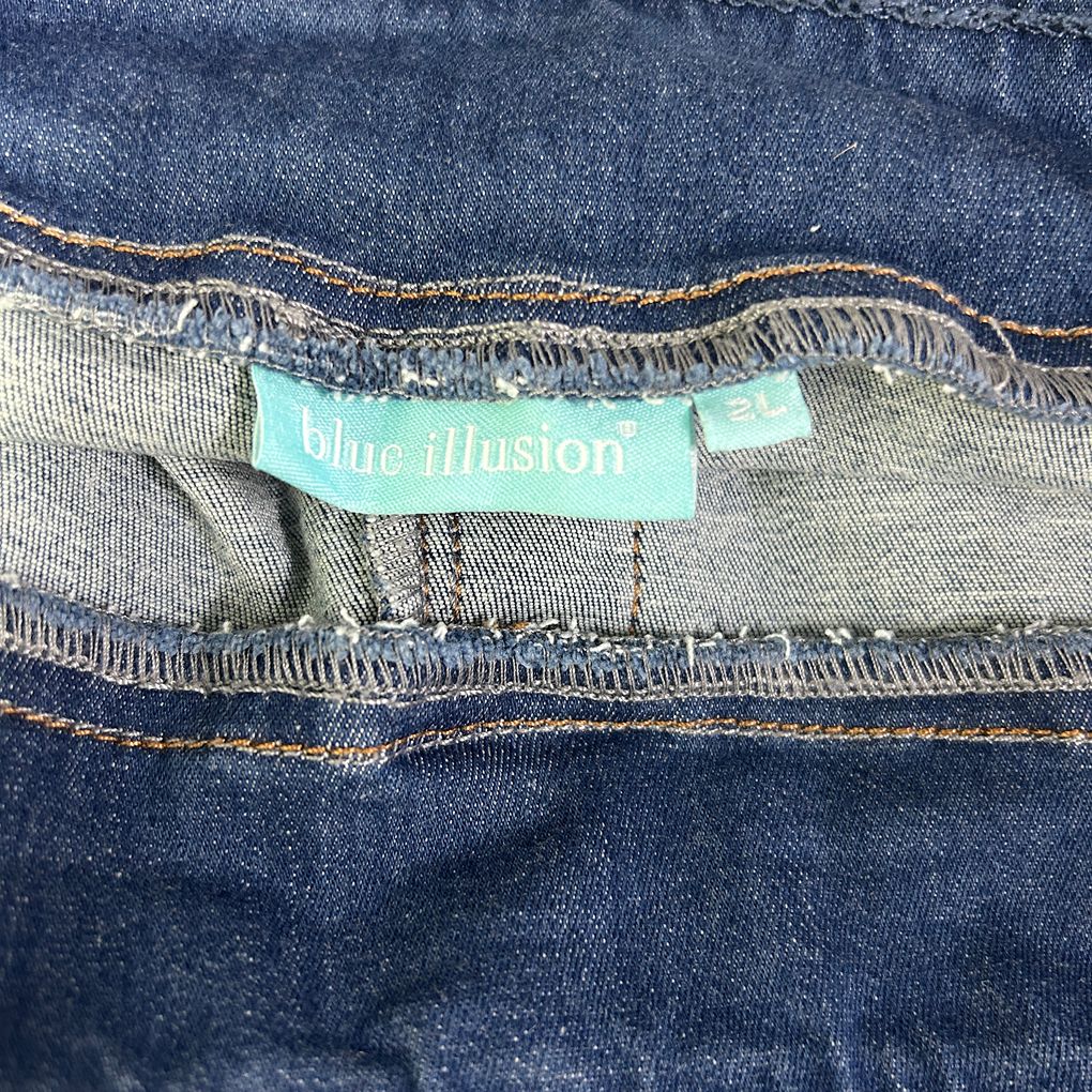 Blue Illusion Blue Denim Jeans - Size 16/2L