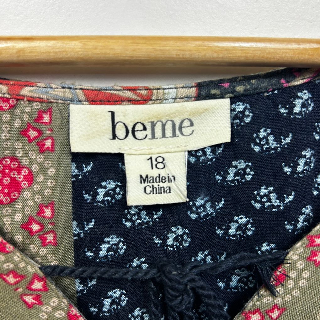 Beme Navy Paisley Plus Size Top - Size 18