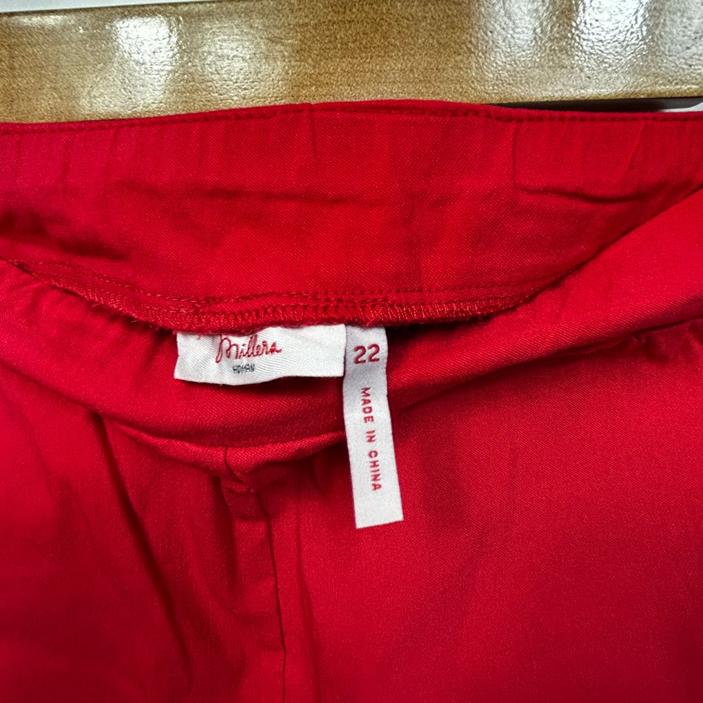 Millers Red Plus Size Capri Pants - Size 22