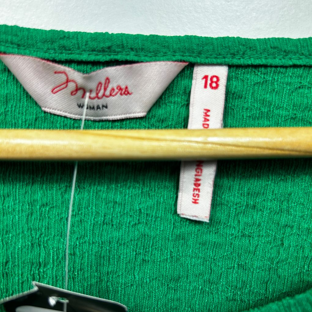 Millers Green Textured Top - Size 18