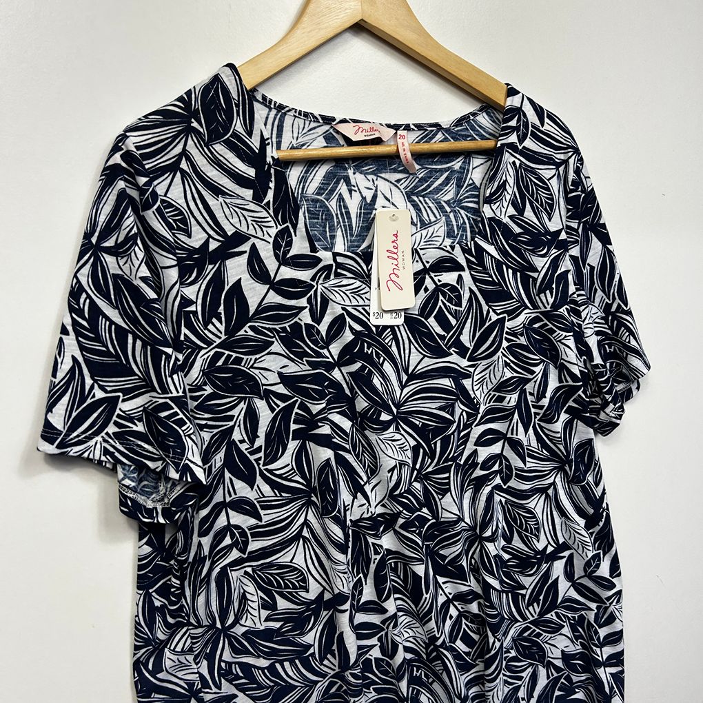 Millers Navy Plus Size Leaf Print Top - Size 20