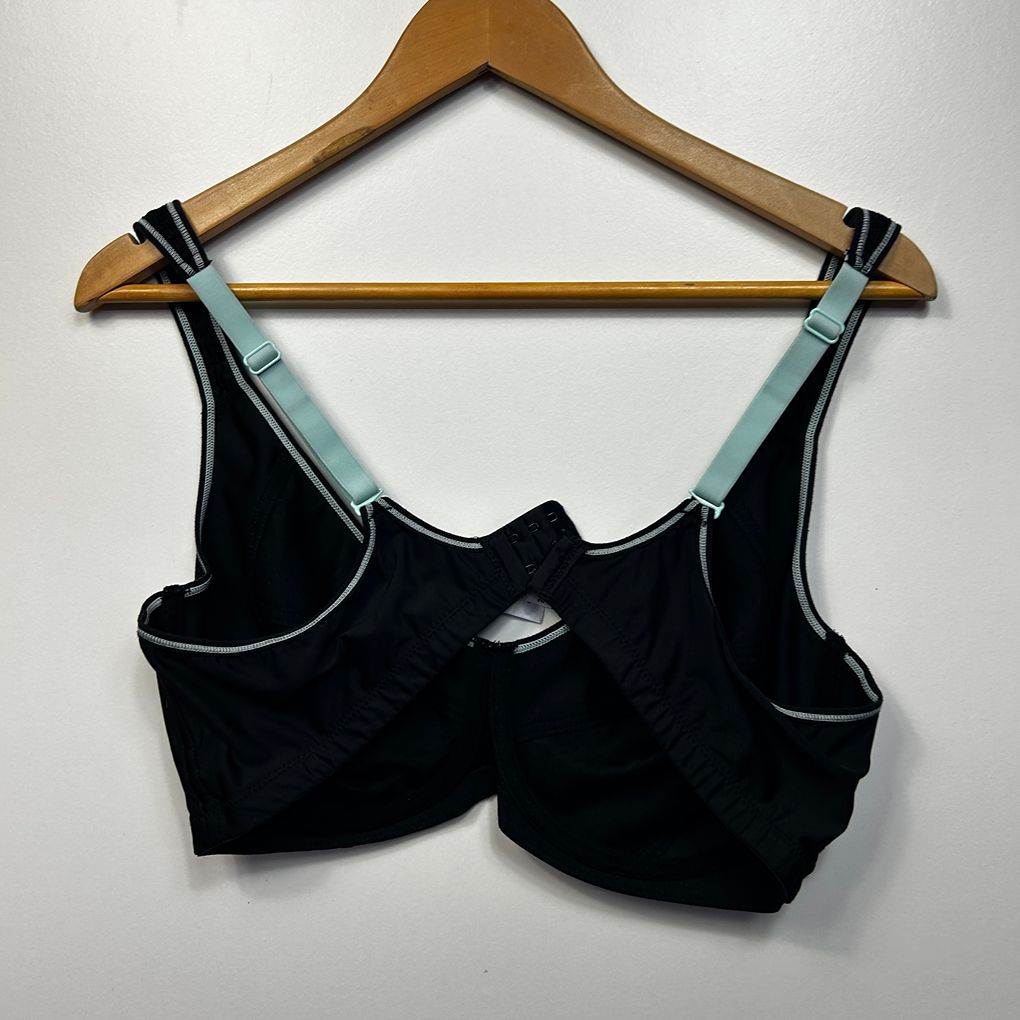 Circuit Black Bra - Size 20DD