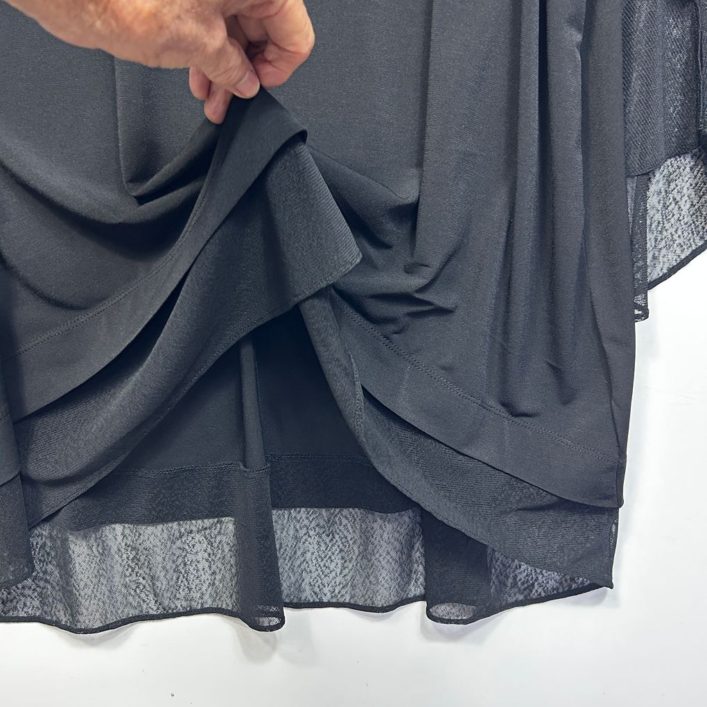 Taking Shape Black Plus Size Embroidered Sleeve Top - Size M/18
