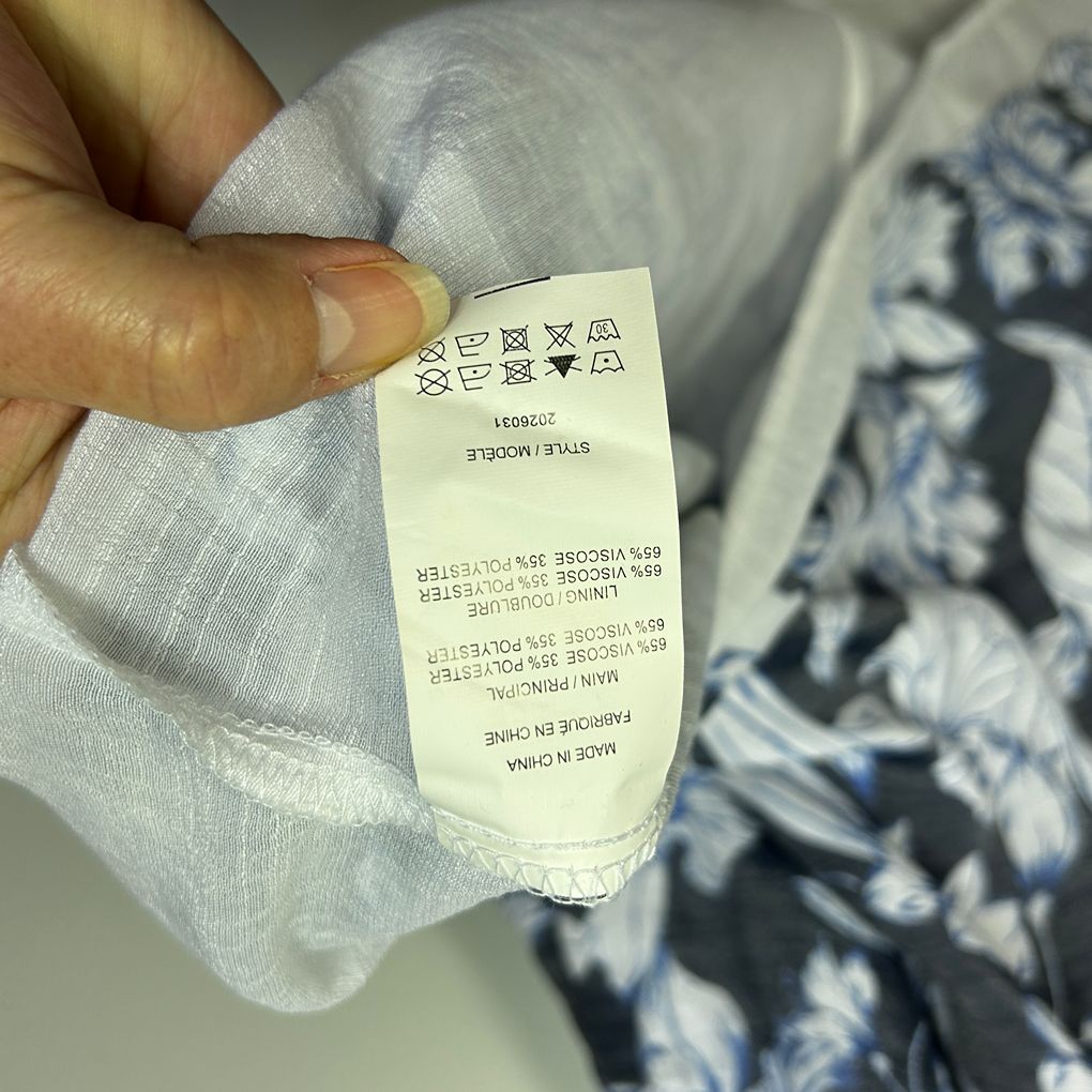 Autograph Navy Floral Top - Size 24