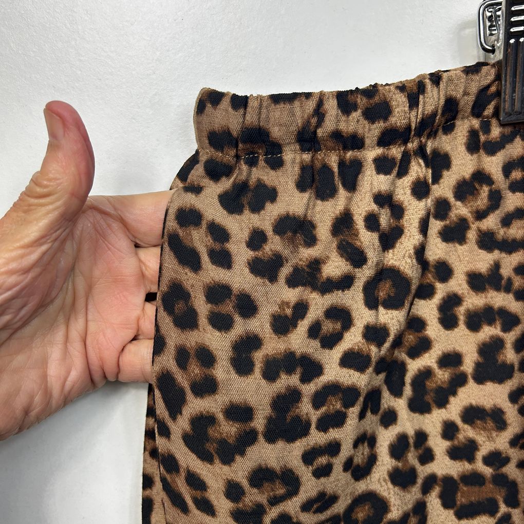 Avella Leopard Print Pants - Size 26
