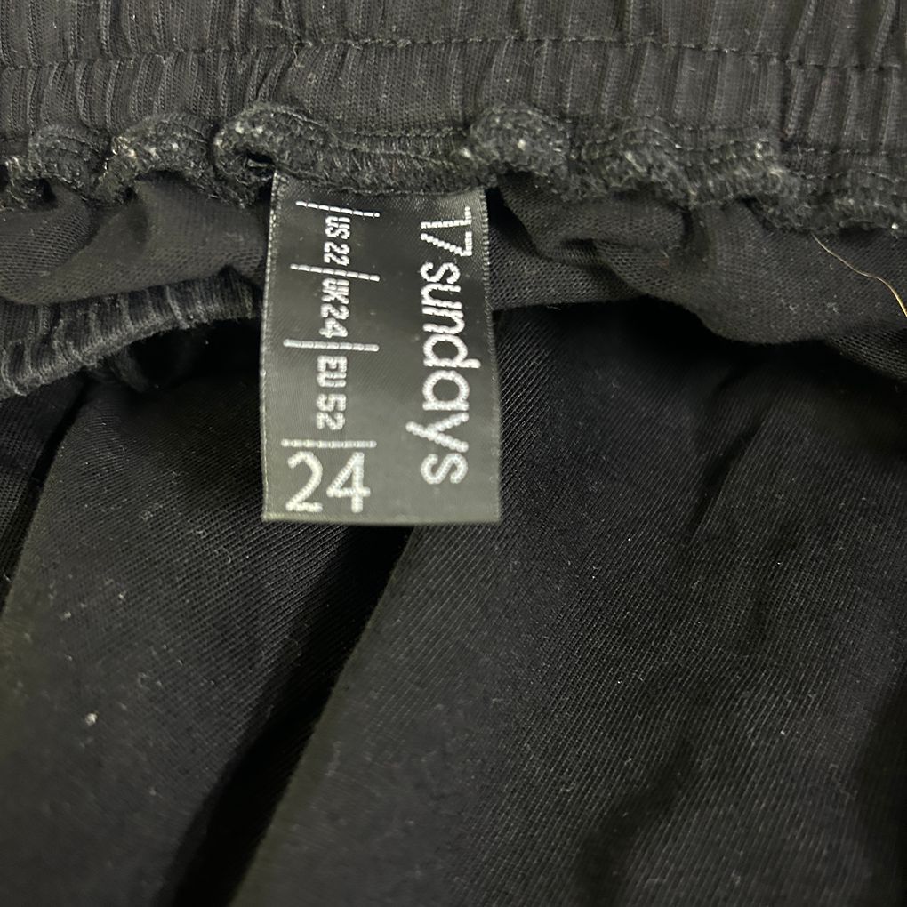 17 Sundays Black Cotton Skirt - Size 24