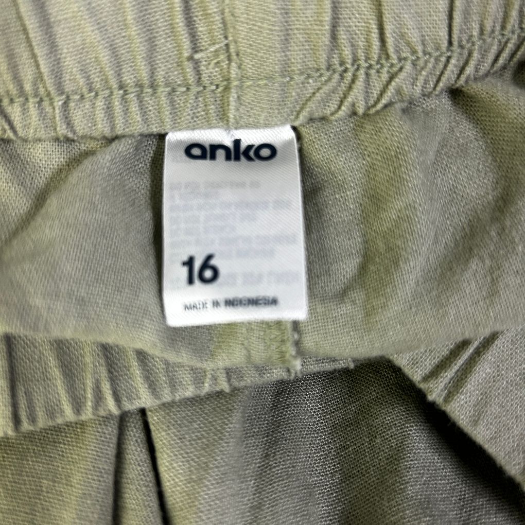 Anko Green Linen Cropped Pants - Size 16
