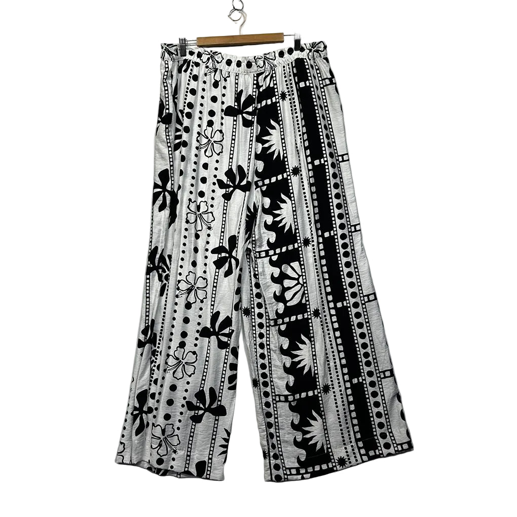 Ed.it.ed Black and White Plus Size Pants - Size 20