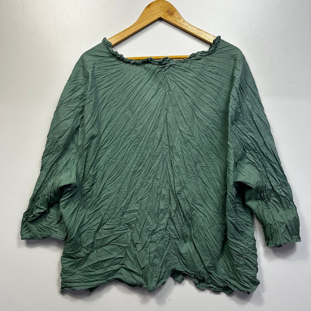 Nouvelle Green Crinkle Cotton Top - Size 24