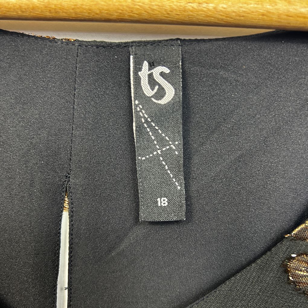 Taking Shape Black & Gold Top - Size 18