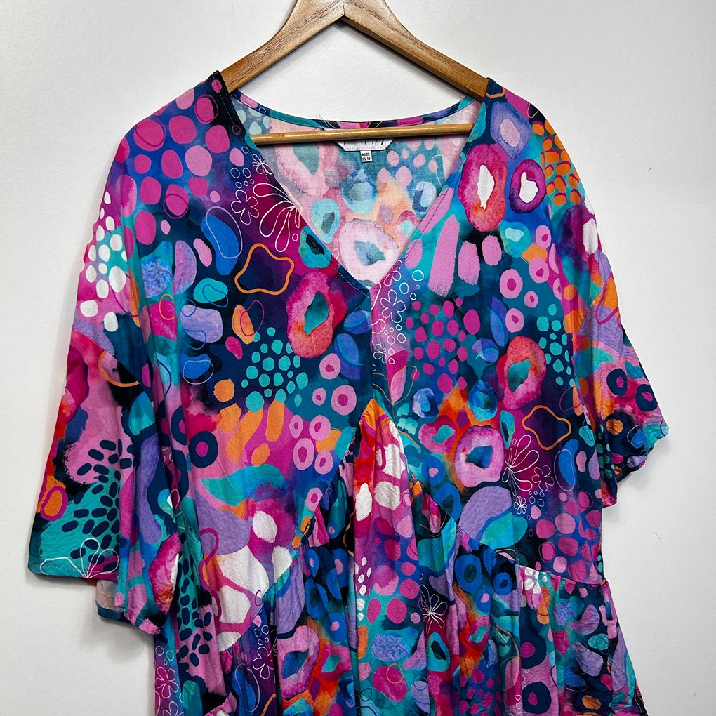 Proud Poppy Multicoloured Peak Top - Size 22