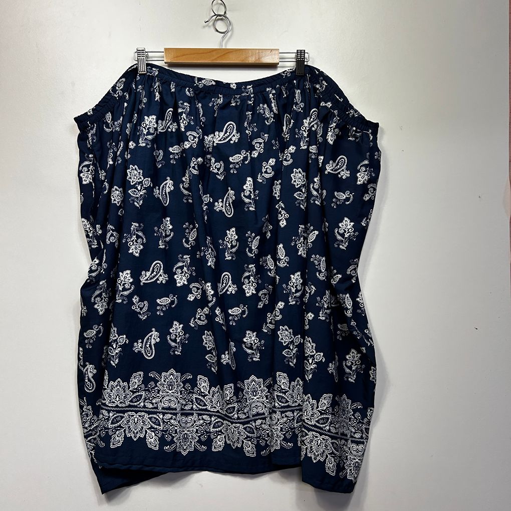 First Lady Fashion Navy Paisley Skirt - Size 26/28