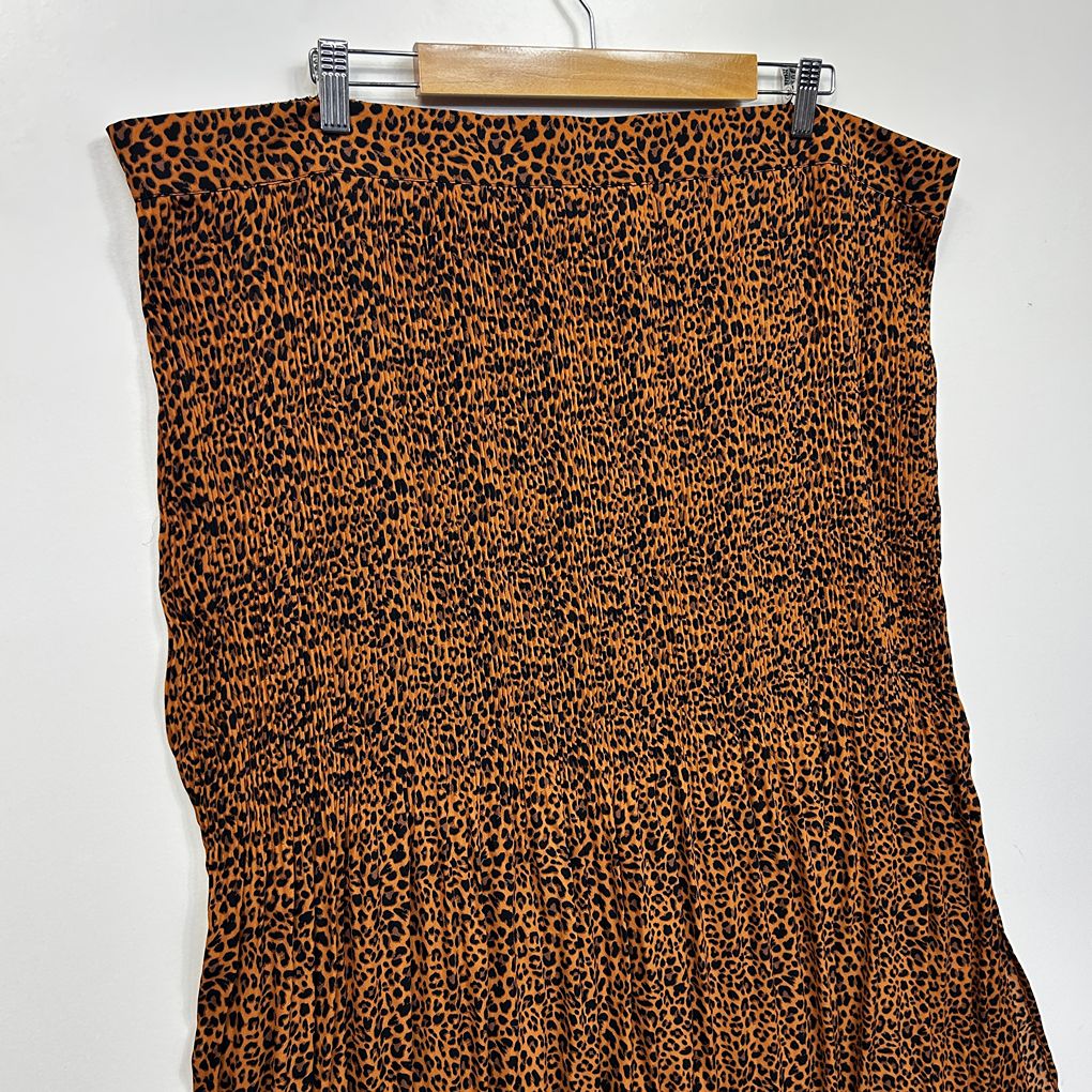 Autograph Brown Animal Print Plus Size Pleated Skirt - Size 24 RRP $89.99