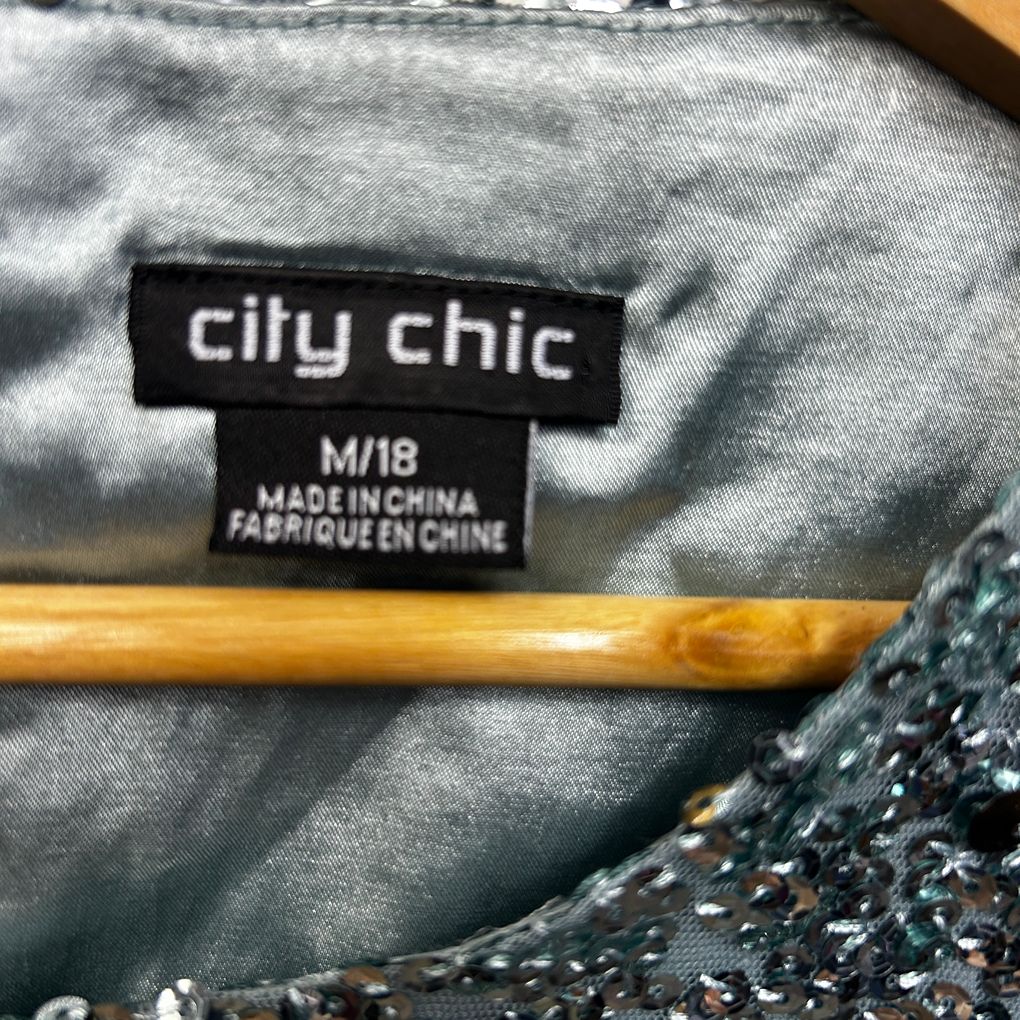 City Chic Silver Sequin Crop Top - Size 18 (fault)