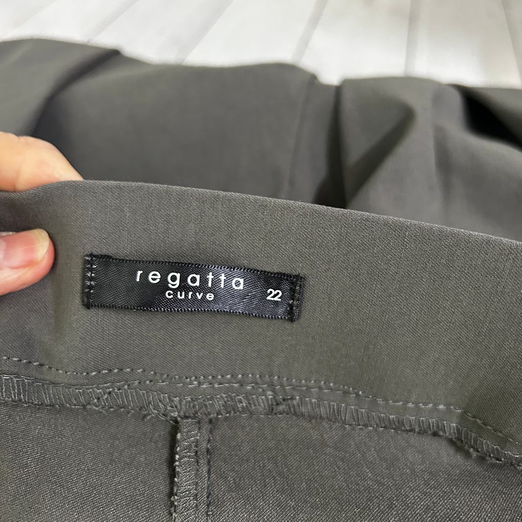 Regatta Curve Grey Pants - Size 22