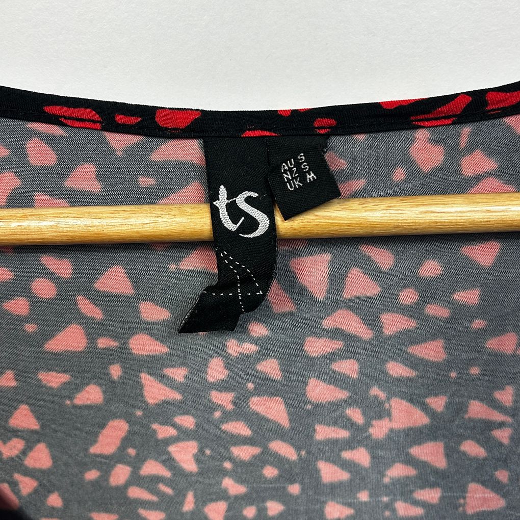 Taking Shape Red and Black Print Dress - Size 16/S