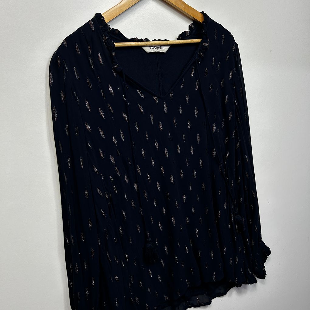 Virtuelle Navy Long Sleeve Plus Size Top - Size 18