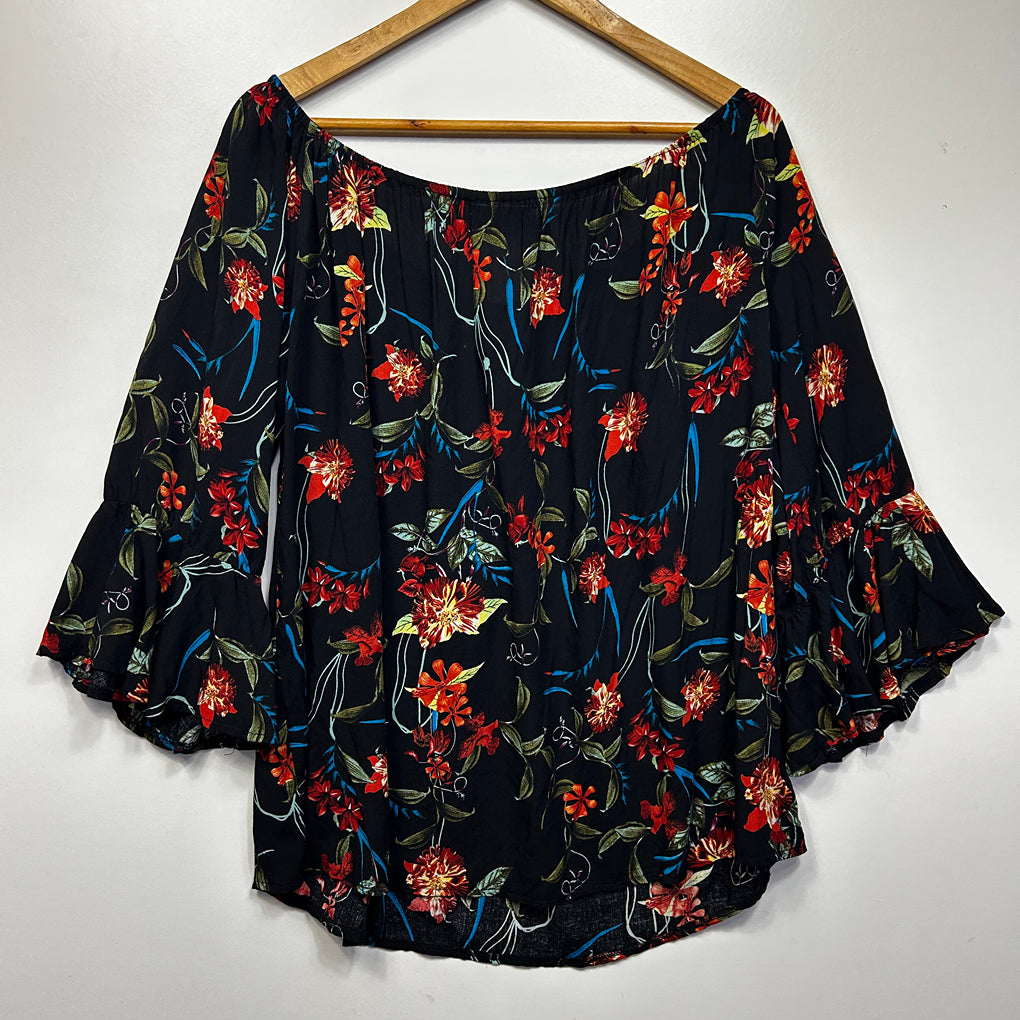 Missy Q Black Floral Top - Size 18