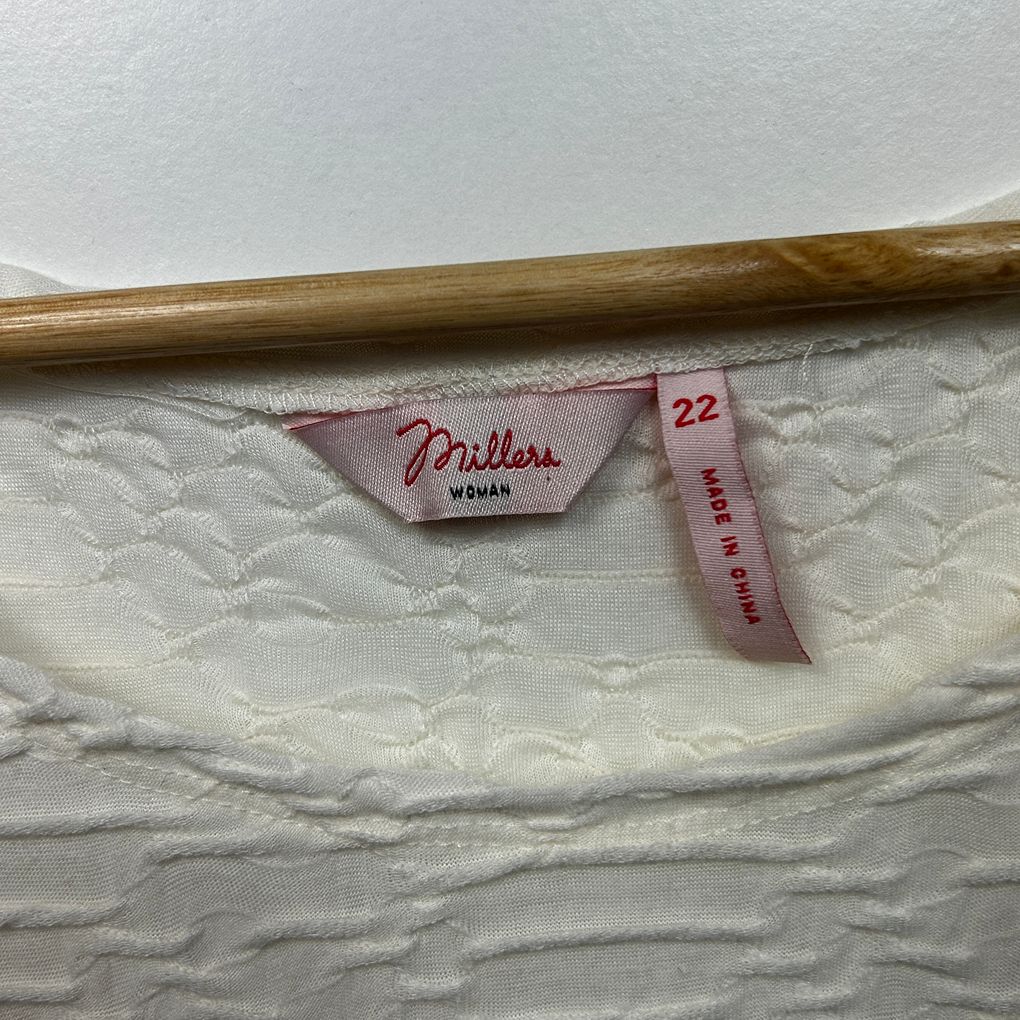 Millers Cream Plus Size Textured Top - Size 22