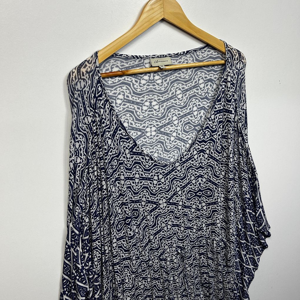 Autograph Navy Plus Size Longline Batwing Top - Size 22 (fault)