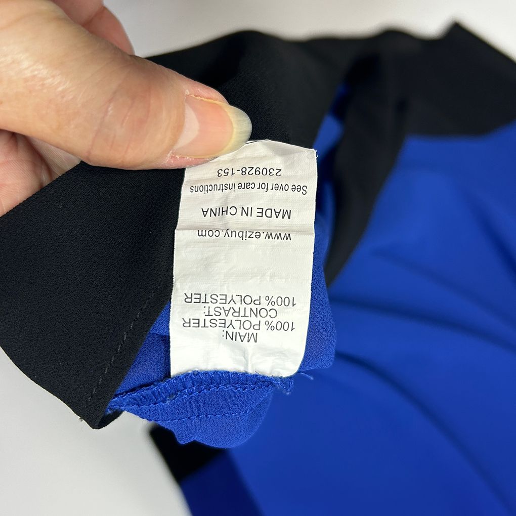 Sara Blue Black Top - Size 16