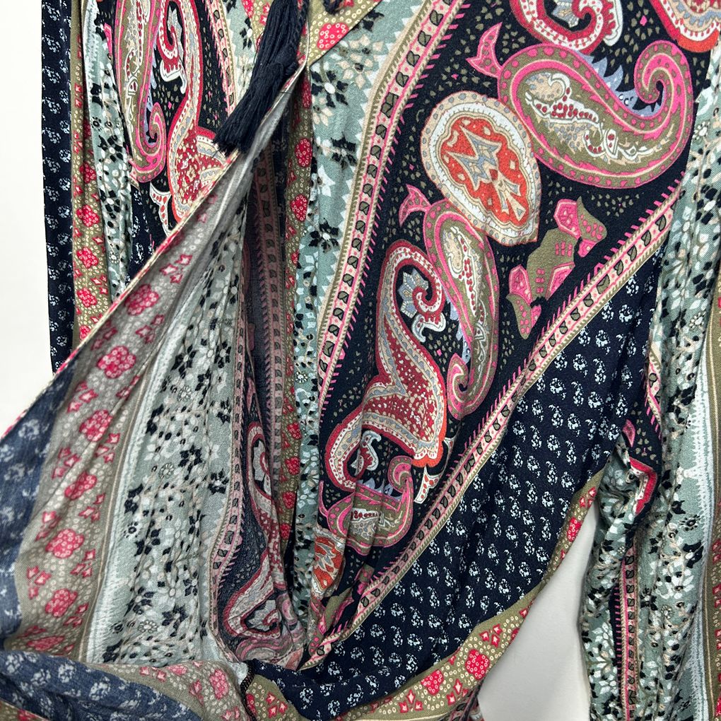 Beme Navy Paisley Plus Size Top - Size 18