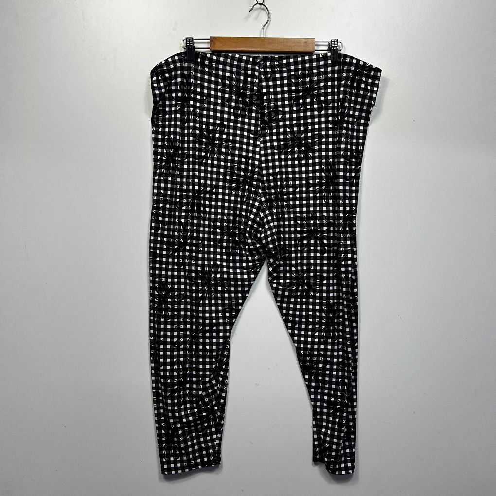 Taking Shape Black Plus Size Gingham Pants - Size 24