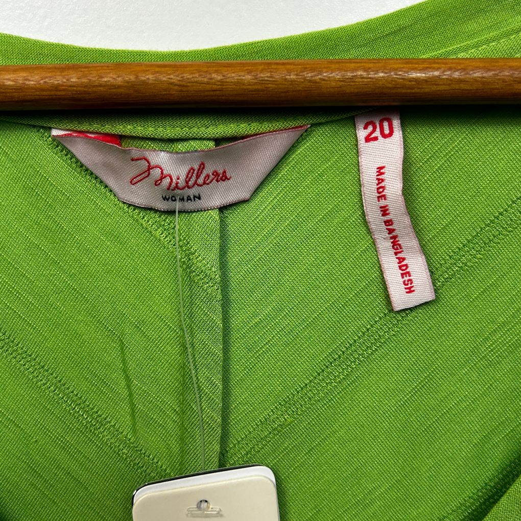 Millers Green Ribbed Top - Size 20