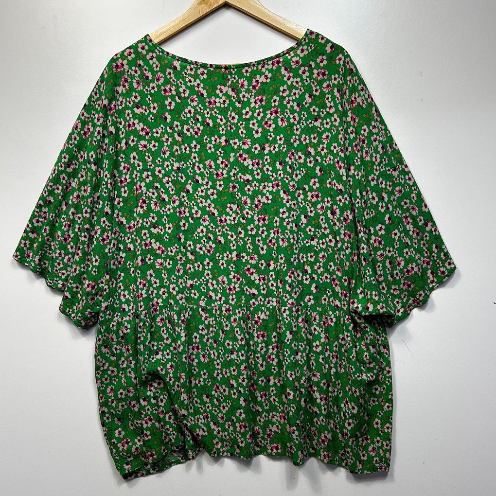 Anko Green Floral Plus Size Top - Size 26