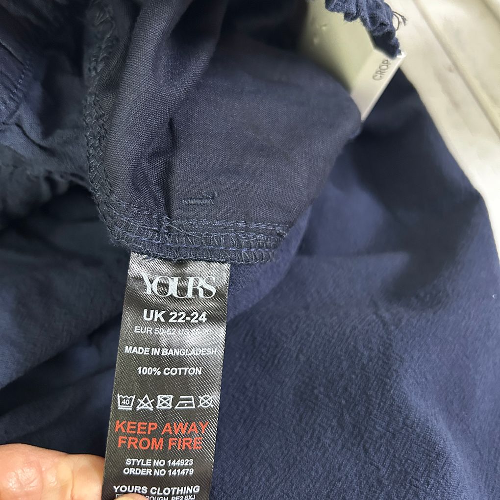 Yours Navy Plus Size Cotton Crop Pants - Size 22-24