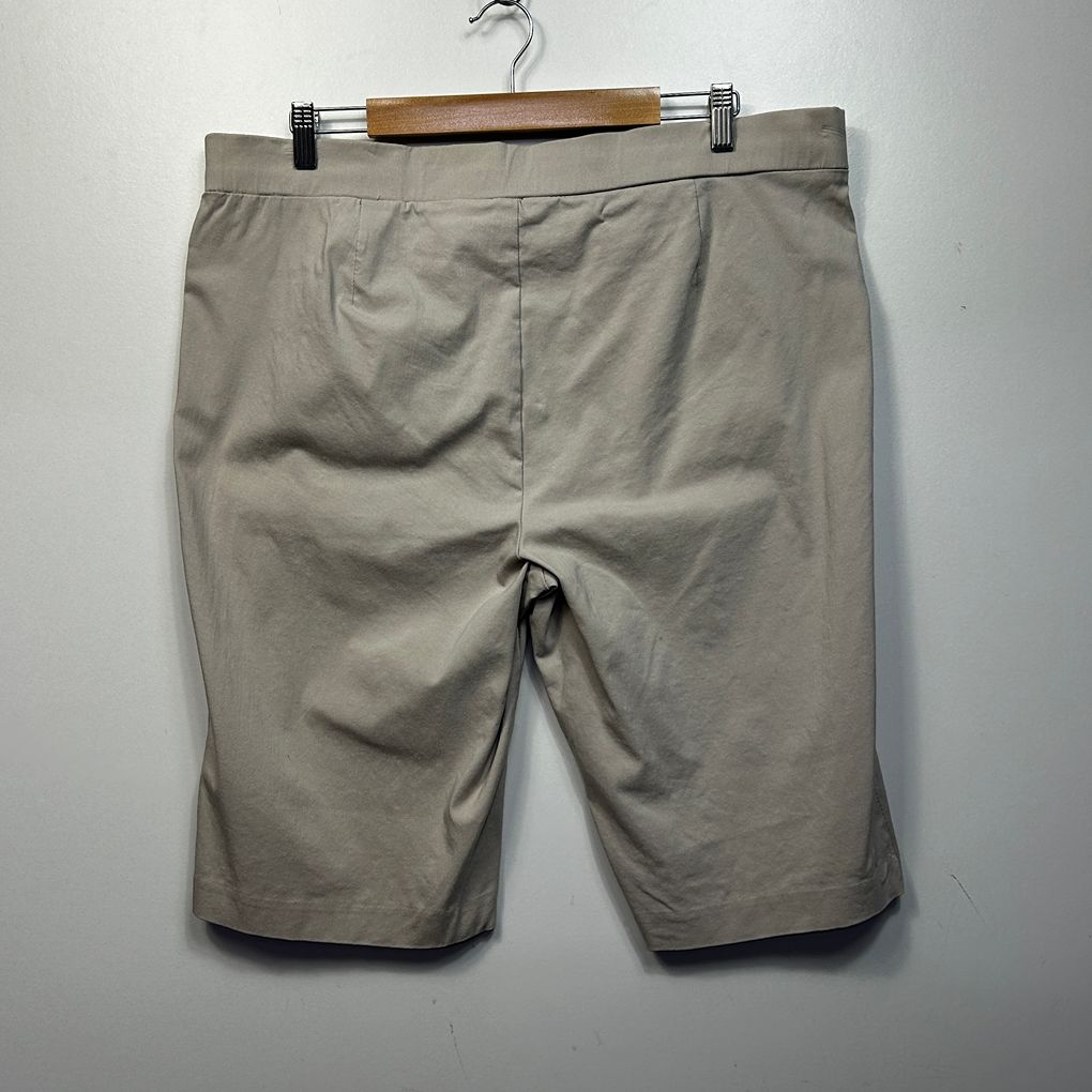 Millers Beige Plus Size Shorts - Size 20