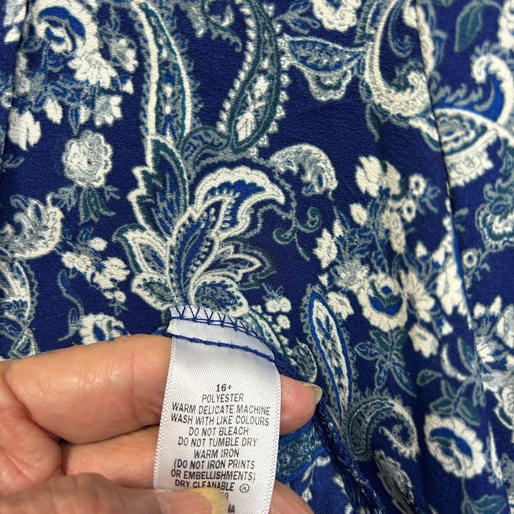 Bellecurve Navy Paisley Top - Size 16