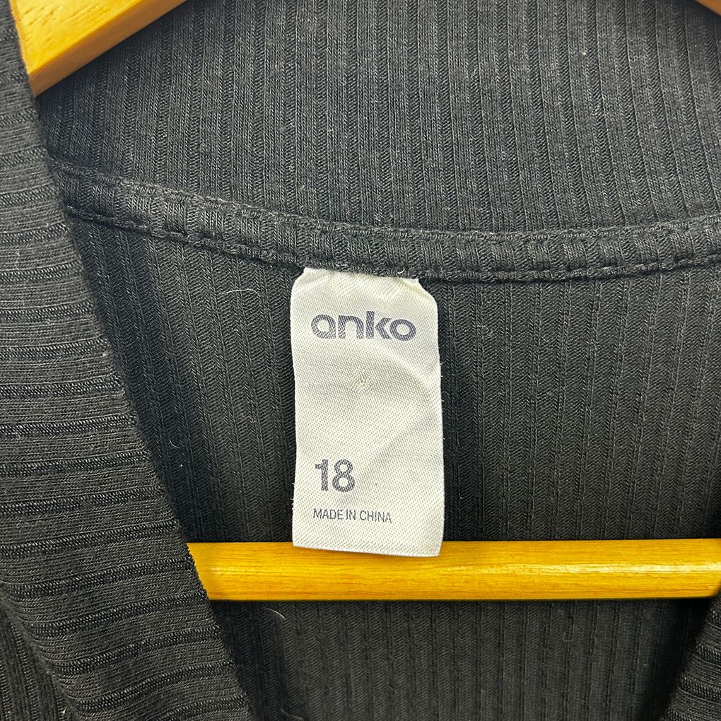 Anko Black Top - Size 18