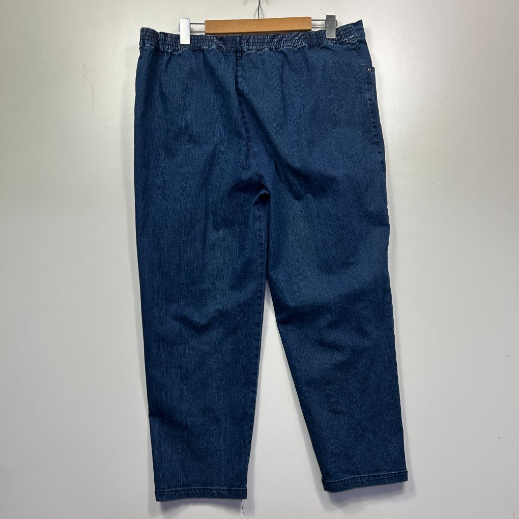 Dark blue denim jeans front view