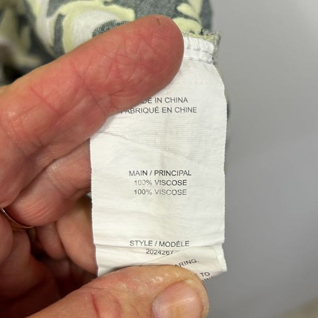 Clothing label detail view