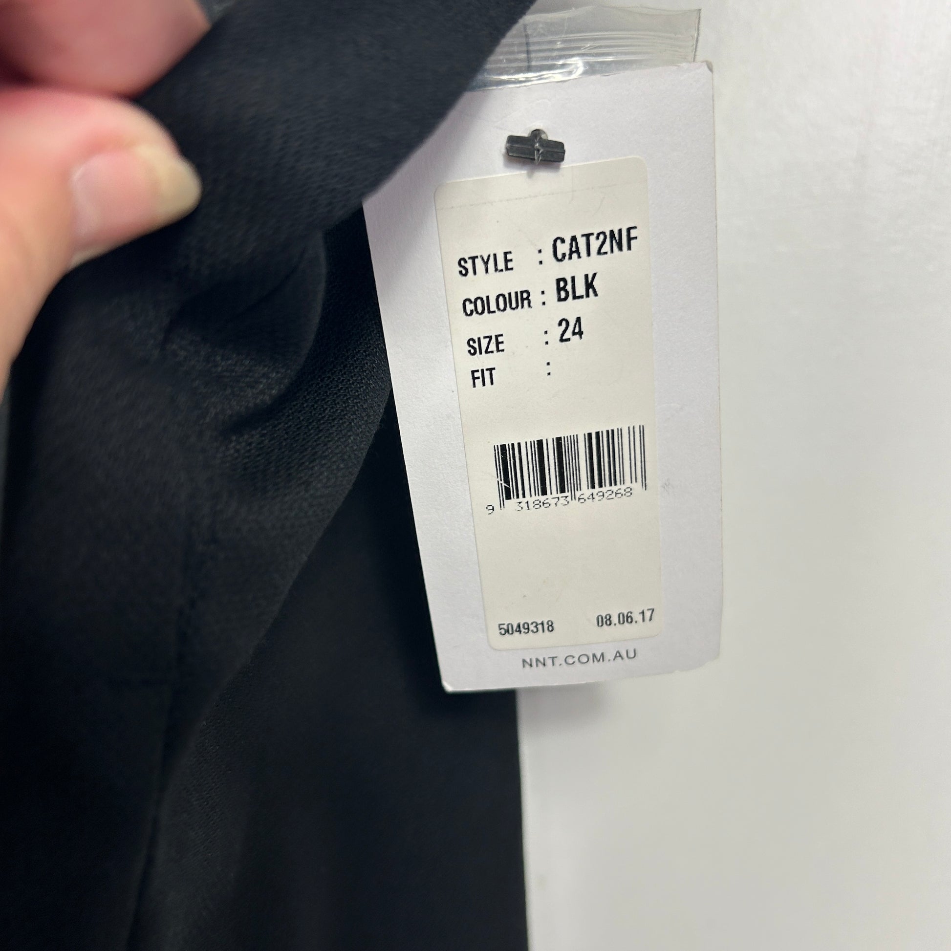 Black pants label detail view