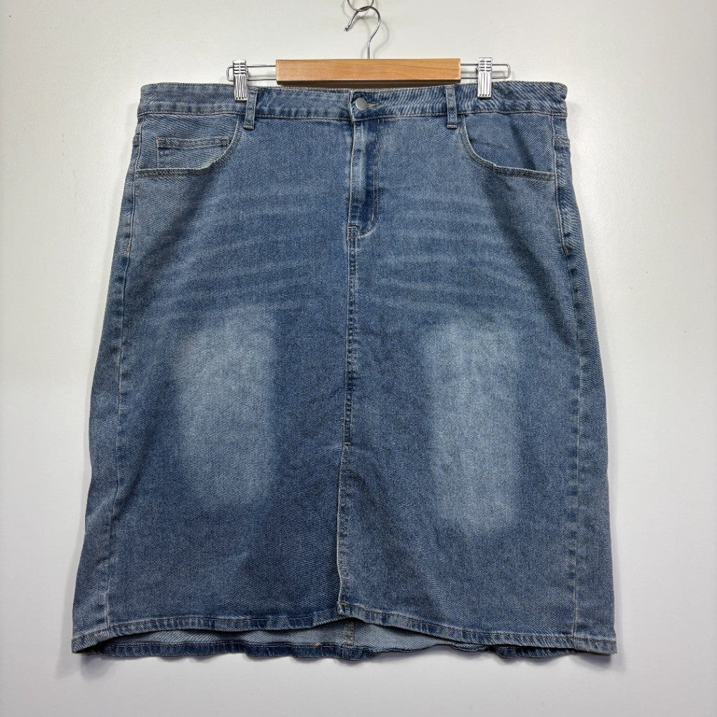 Blue denim skirt front view