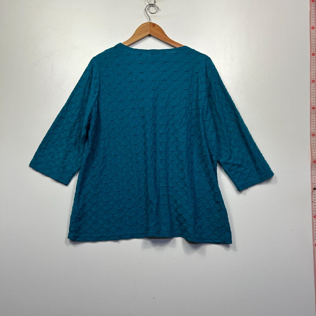 Teal three-quarter sleeve t-shirt front view