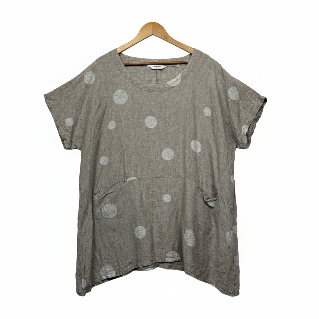 Virtuelle grey polka dot linen top - front view