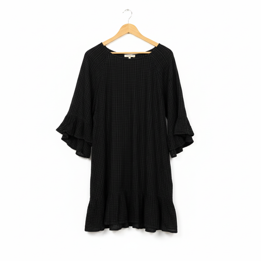 Sass black textured dress size 18