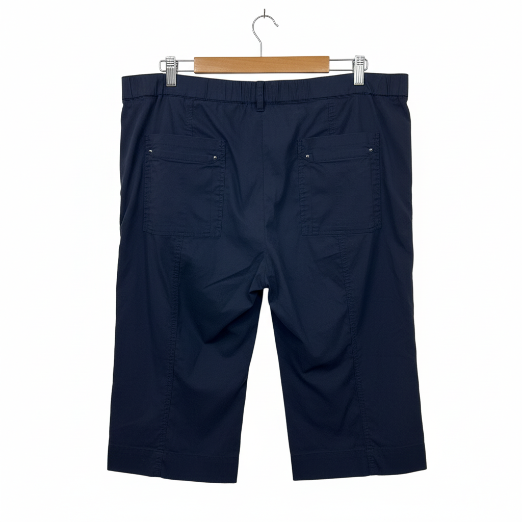 Verge navy shorts size 18 waist measurement