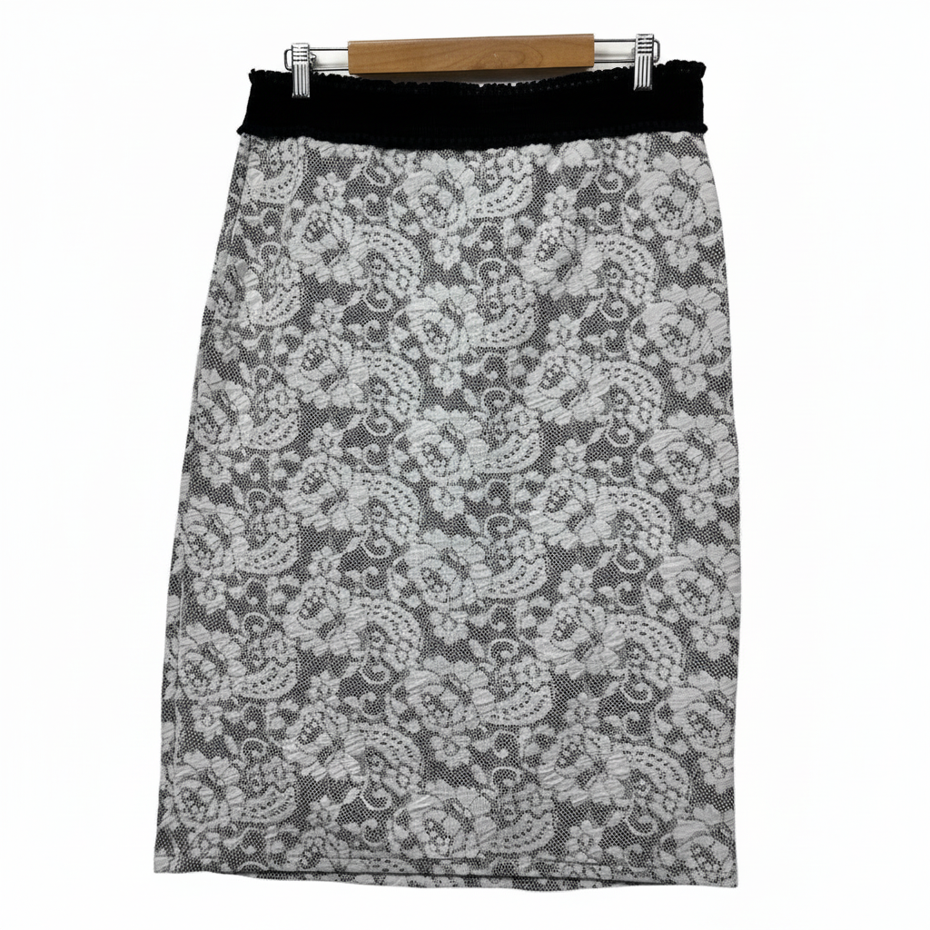 Now Skirt - Size 16