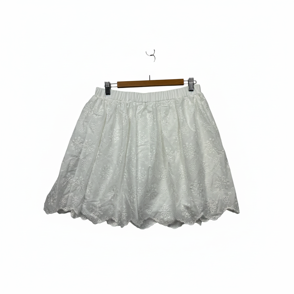 Shein White Embroidered Skirt - Waistband Detail
